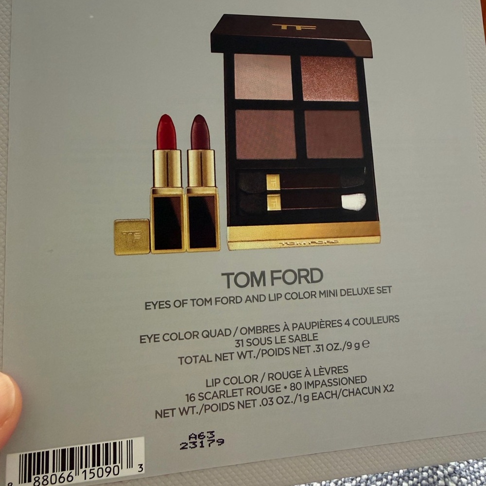 Tom Ford Lipstick and Eyeshadow Set - Deep Red and Warm Brown - Picture 4 of 16